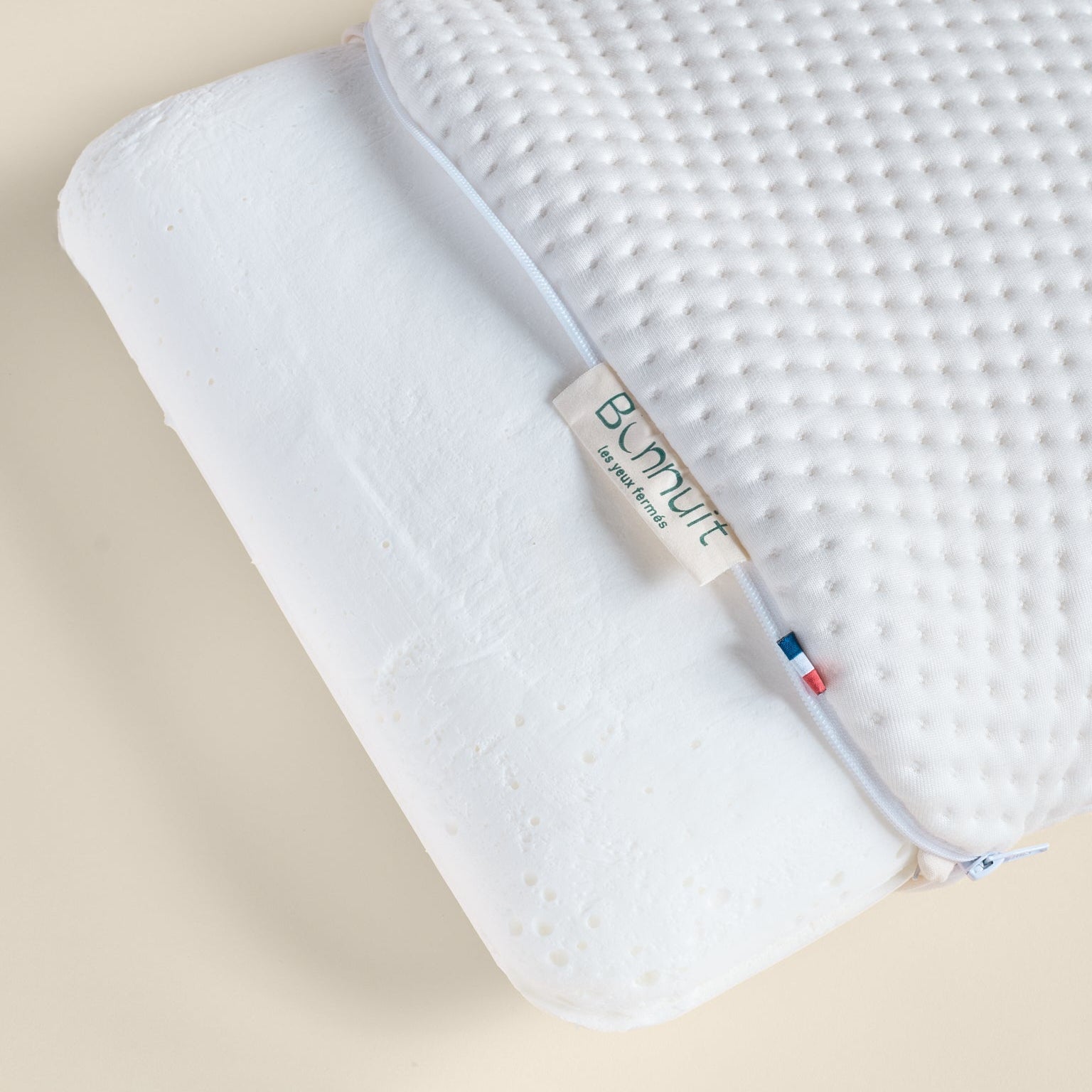 Intérieur de l’oreiller Mémoire Bonnuit avec cœur en mousse viscoélastique moulée